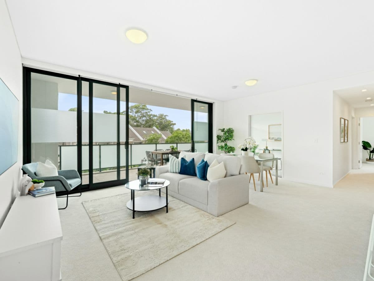 302/8 Avondale Way, EASTWOOD, Eastwood - Thumbnail 2