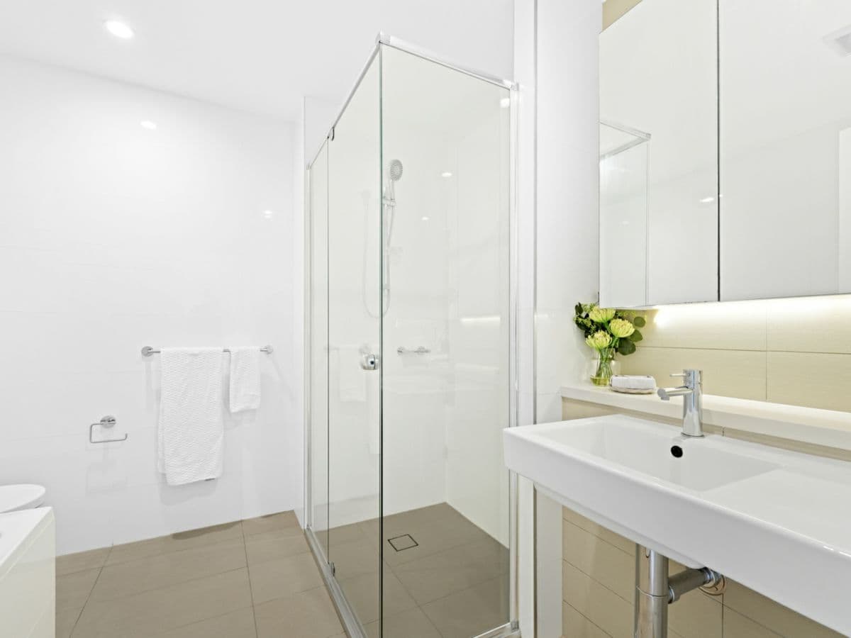 302/8 Avondale Way, EASTWOOD, Eastwood - Thumbnail 6