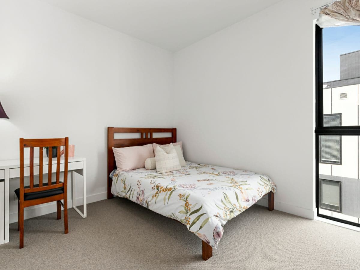 32 Mills Boulevard, ALPHINGTON, Alphington - Thumbnail 7