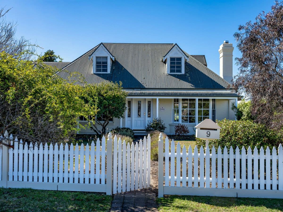 9 Seahorse Lane, PORT SORELL, Port Sorell - Thumbnail 2