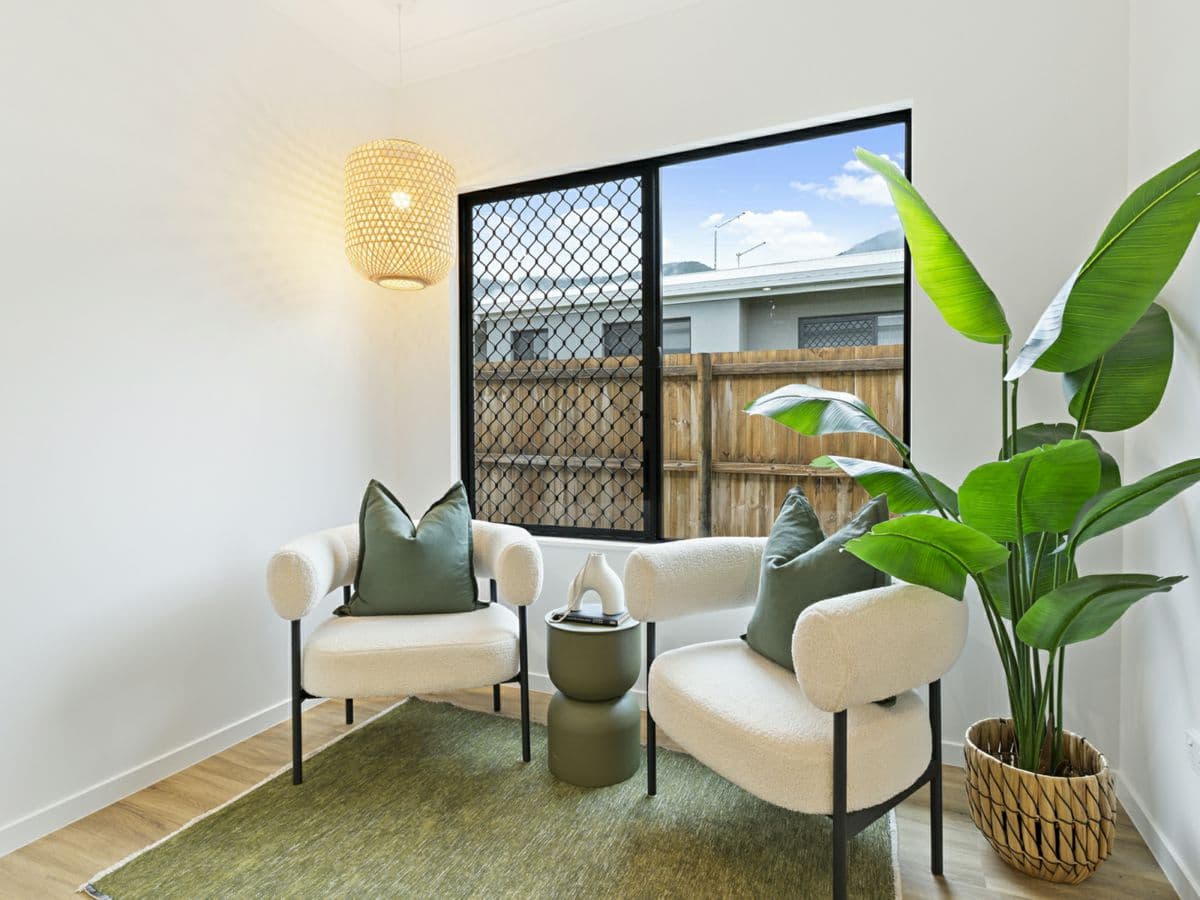 31 Macaranga Road, BENTLEY PARK, Bentley Park - Thumbnail 8