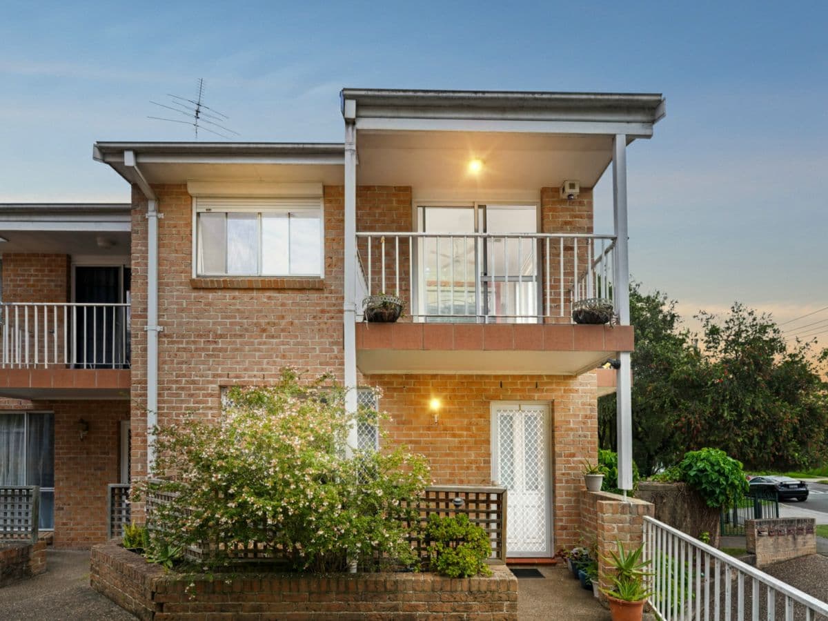 1/178 Greenacre Road, BANKSTOWN, Bankstown - Image 1