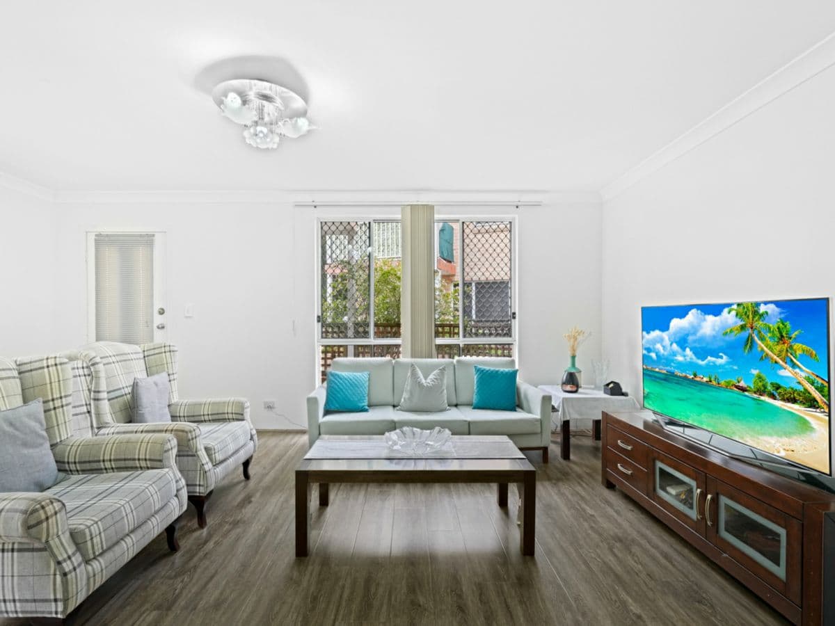 1/178 Greenacre Road, BANKSTOWN, Bankstown - Thumbnail 2