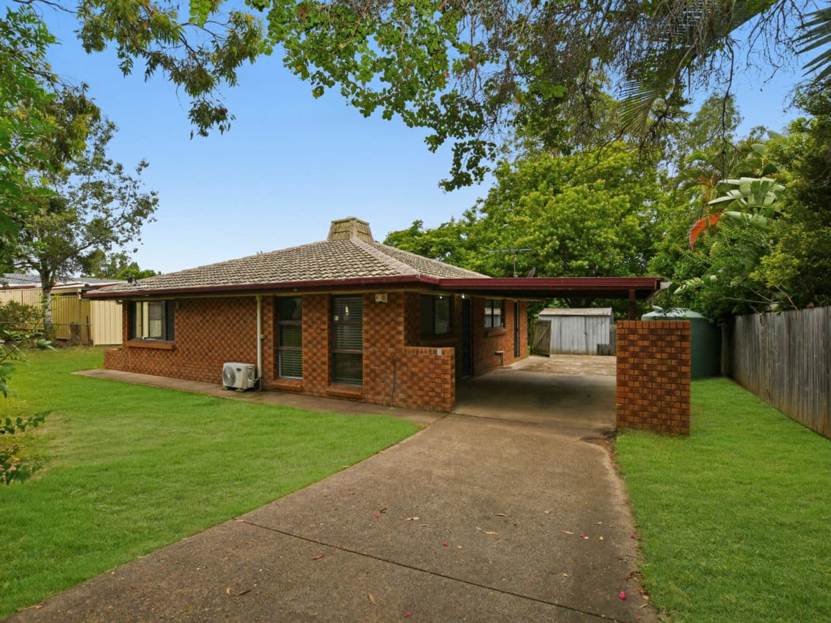 426 Old Logan Road, CAMIRA, Camira - Image 1