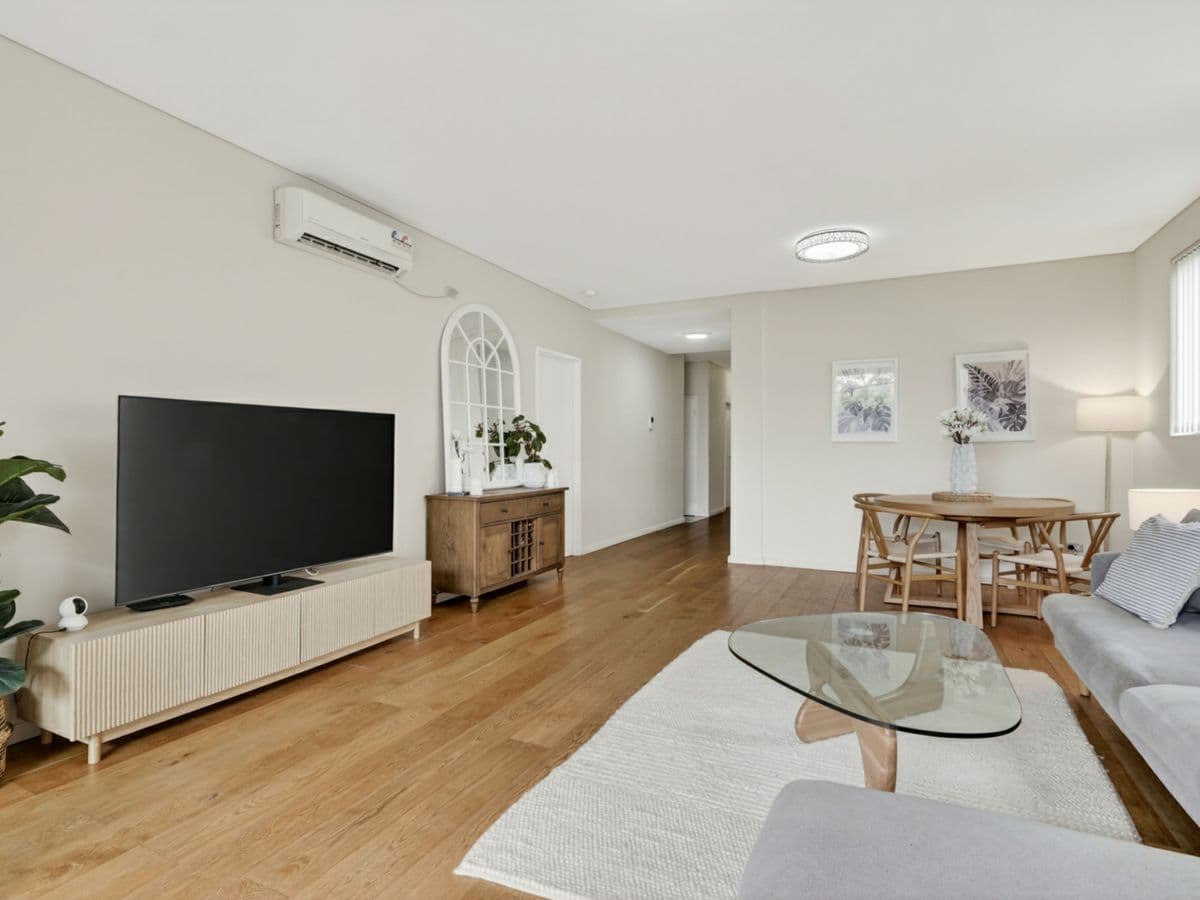7/1 Russell Street, BAULKHAM HILLS, Baulkham Hills - Thumbnail 2