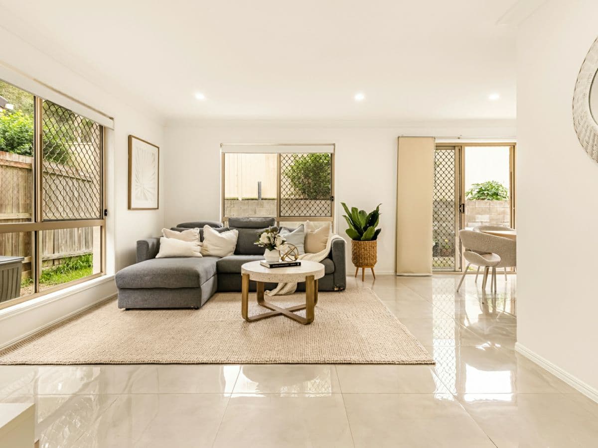 9/20 Flamingo Close, WISHART, Wishart - Thumbnail 2