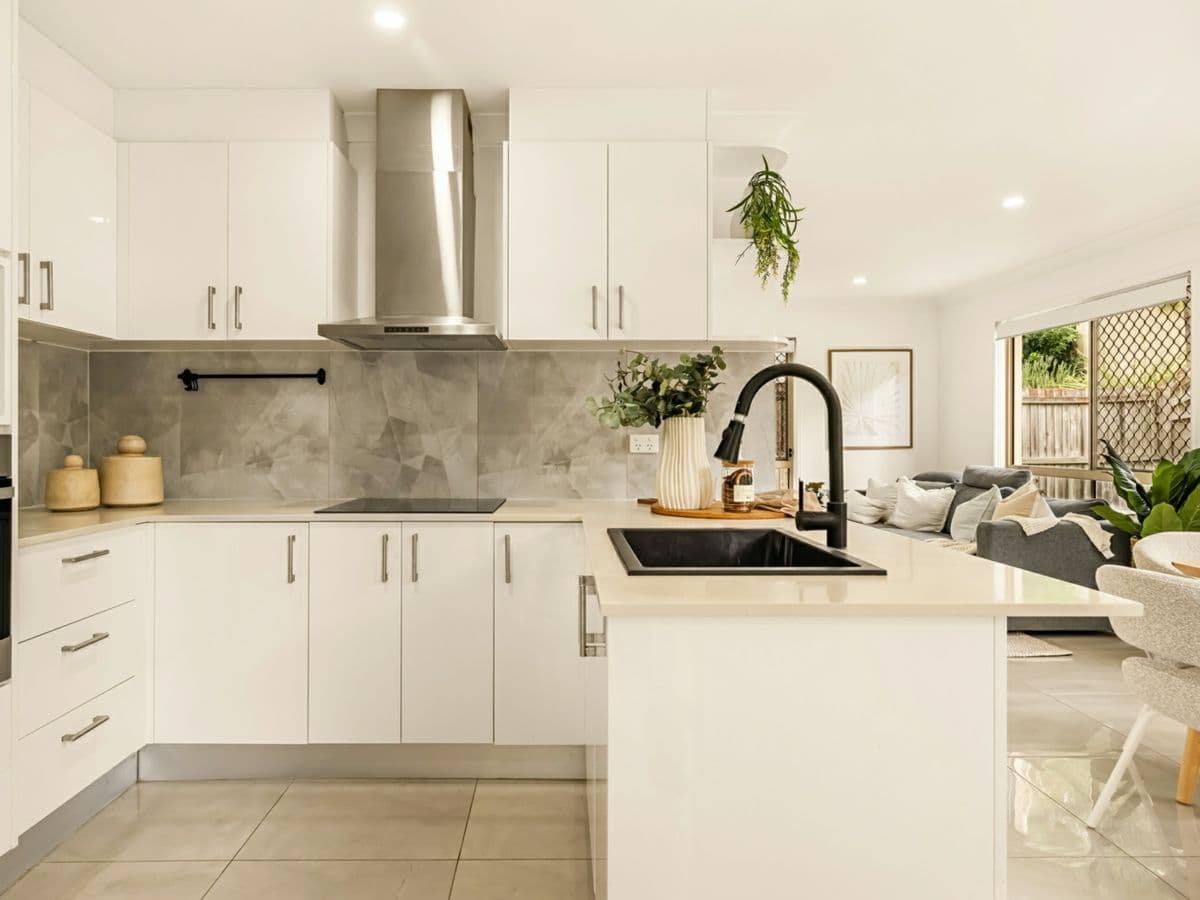 9/20 Flamingo Close, WISHART, Wishart - Thumbnail 4