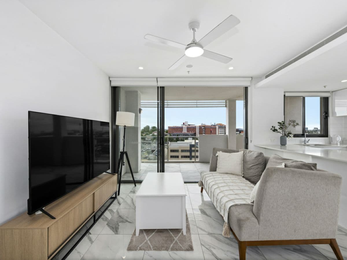 709/70-74 Carl Street, WOOLLOONGABBA, Woolloongabba - Thumbnail 6