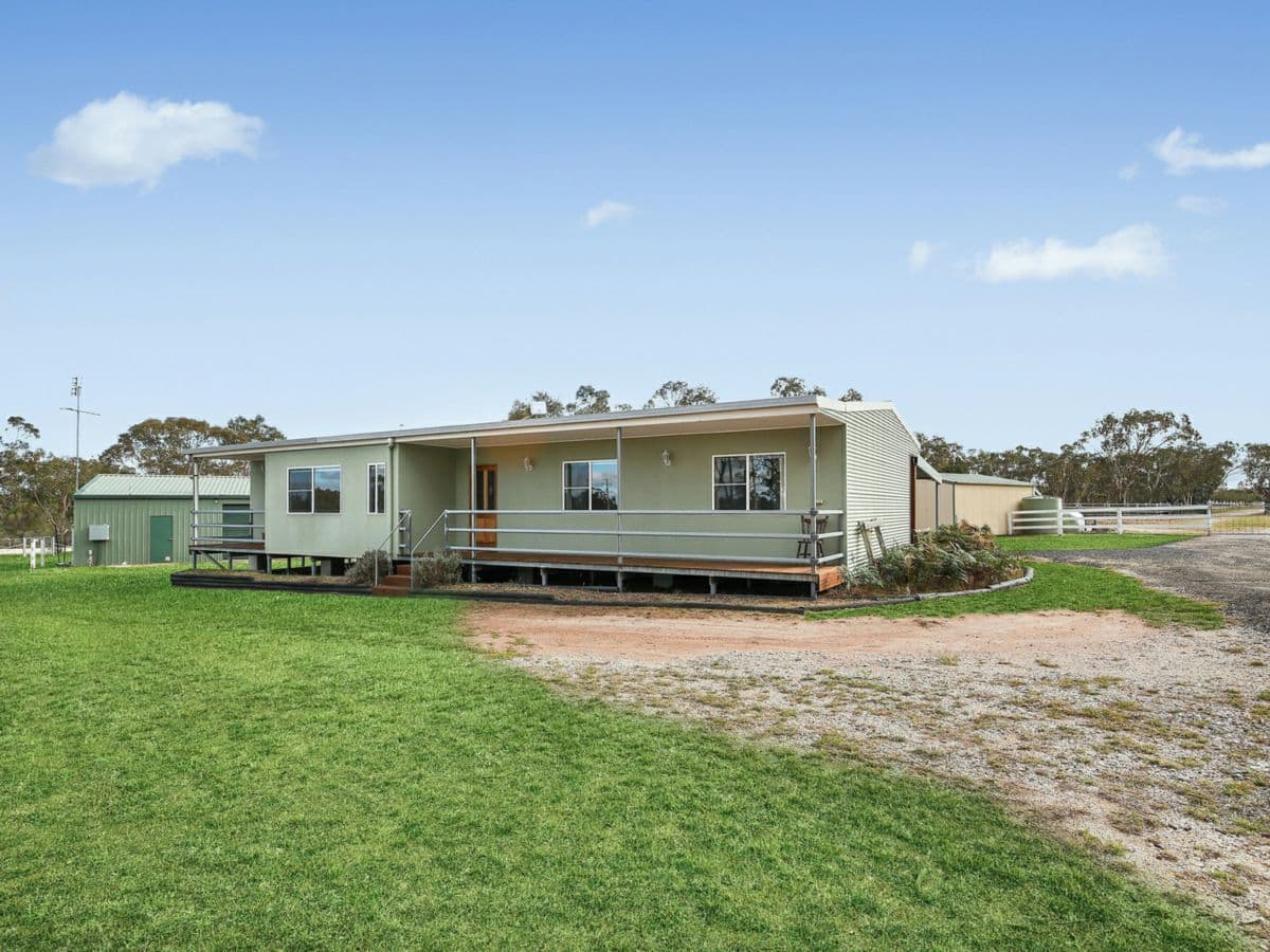 28 Bywong Lane, MUDGEE, Yarrawonga - Thumbnail 2