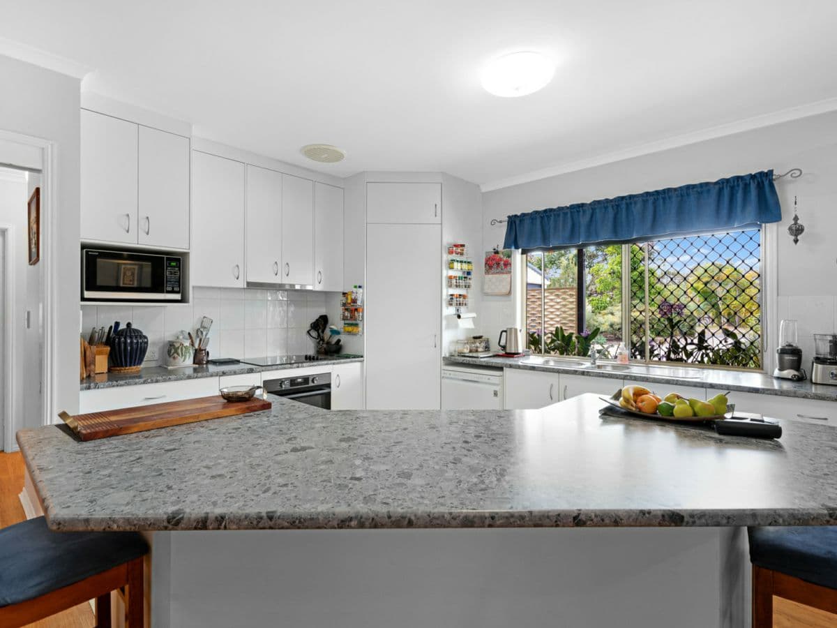 19 Brooke Court, OAKHURST, Oakhurst - Thumbnail 8