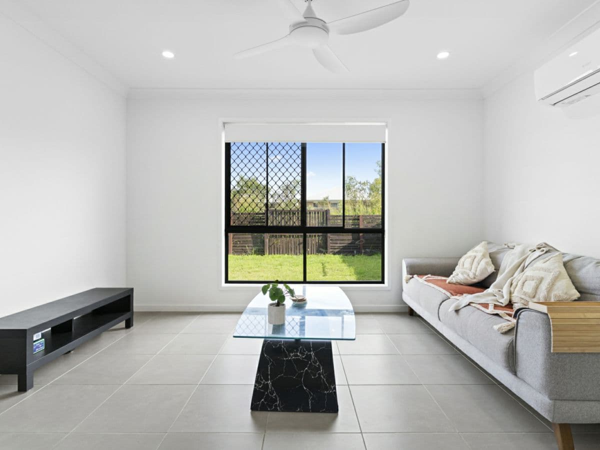 41 Mercy Circuit, PARK RIDGE, Park Ridge - Thumbnail 3