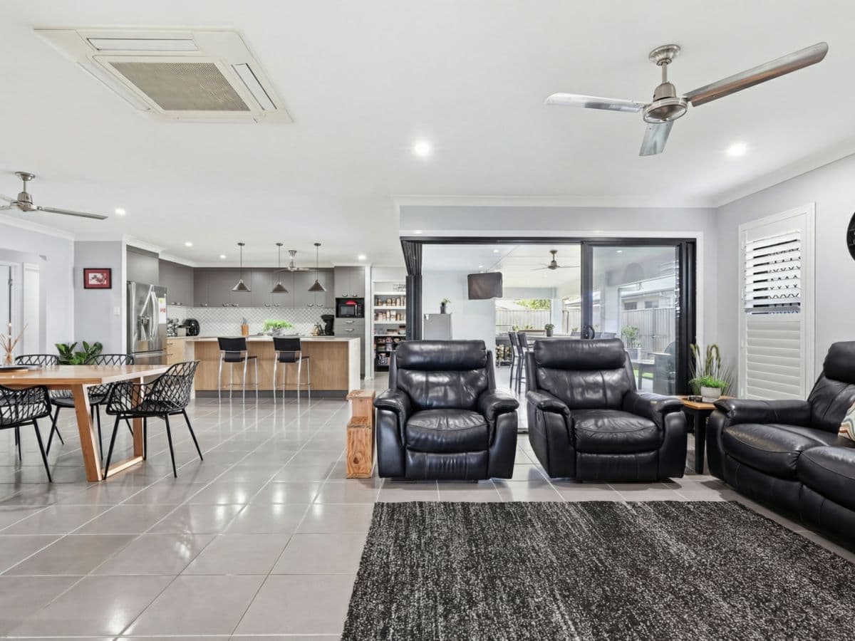 29 Hoffman Drive, MARIAN, Marian - Thumbnail 3
