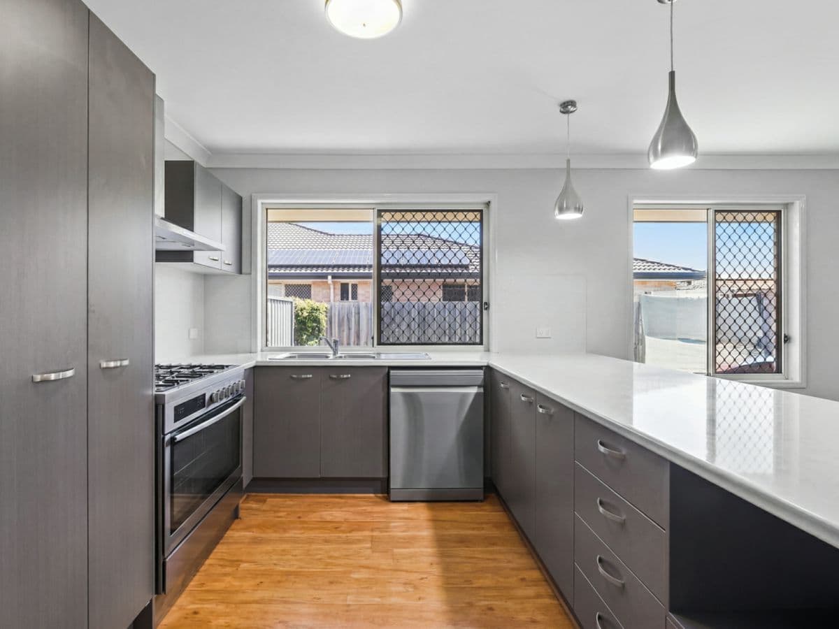 18 Reserve Drive, CABOOLTURE, Caboolture - Thumbnail 3