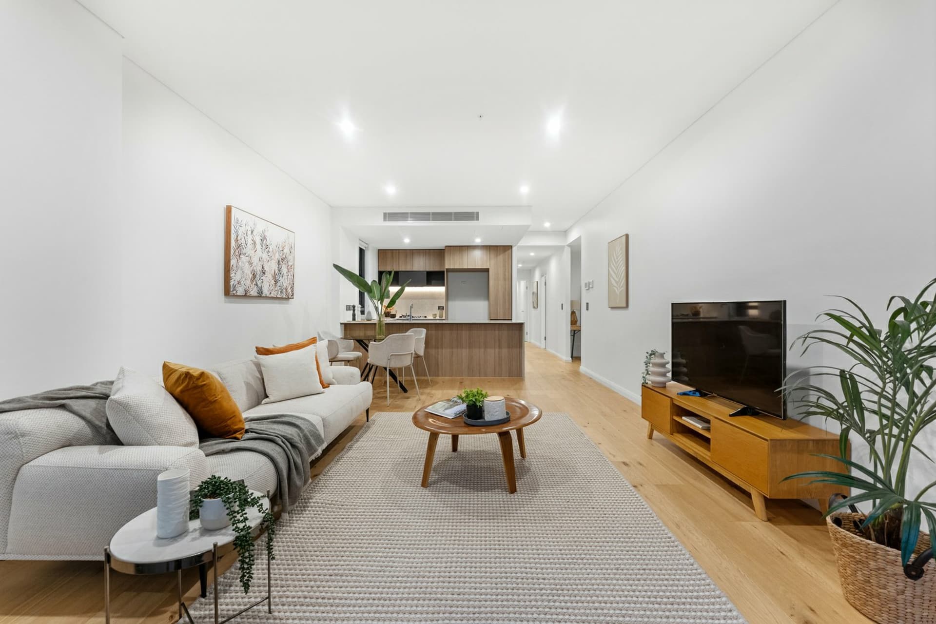 Apartment 508/5 Regent Street, Petersham, Petersham - Thumbnail 3