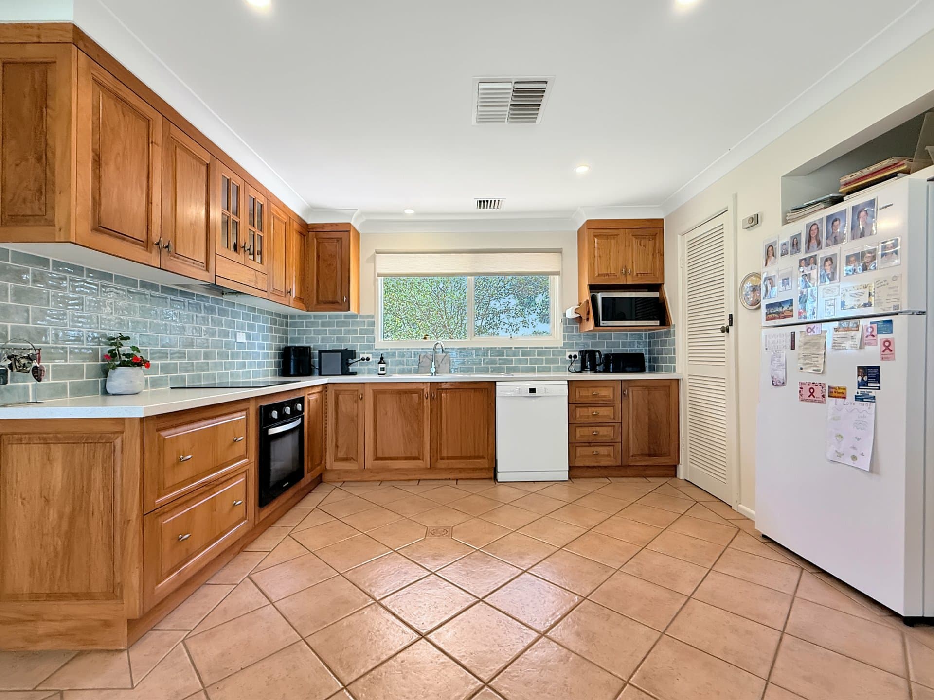 60 Redhill Road, Young, Young - Thumbnail 8