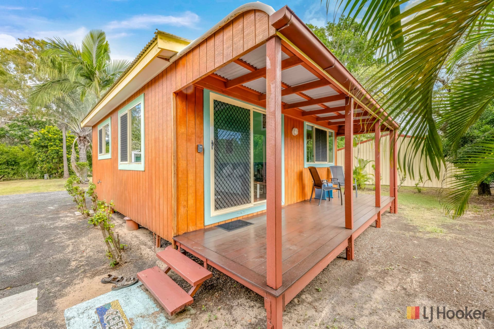 39 Palm View Drive, Moore Park Beach, Moore Park Beach - Thumbnail 4