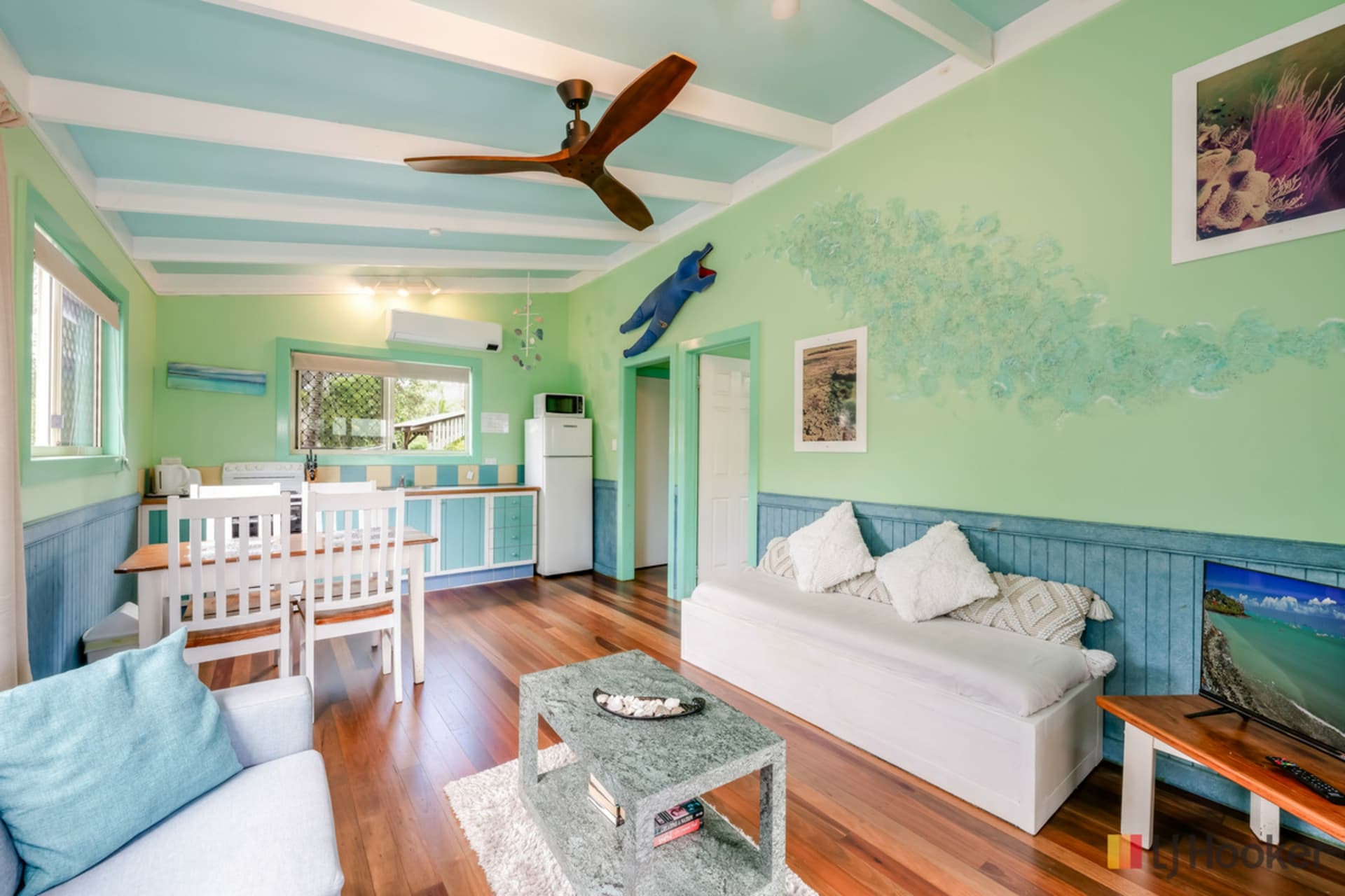 39 Palm View Drive, Moore Park Beach, Moore Park Beach - Thumbnail 8
