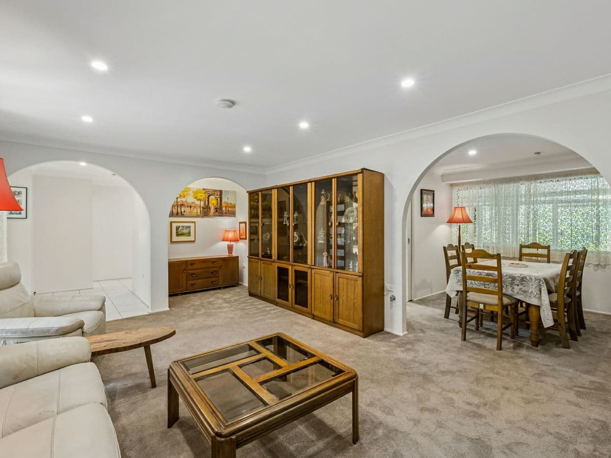 6 Muriel Street, FAULCONBRIDGE, Faulconbridge - Thumbnail 2