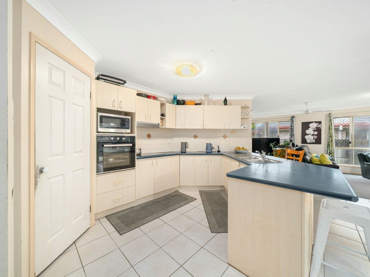 13 Lydia Court, DECEPTION BAY, Deception Bay - Thumbnail 4