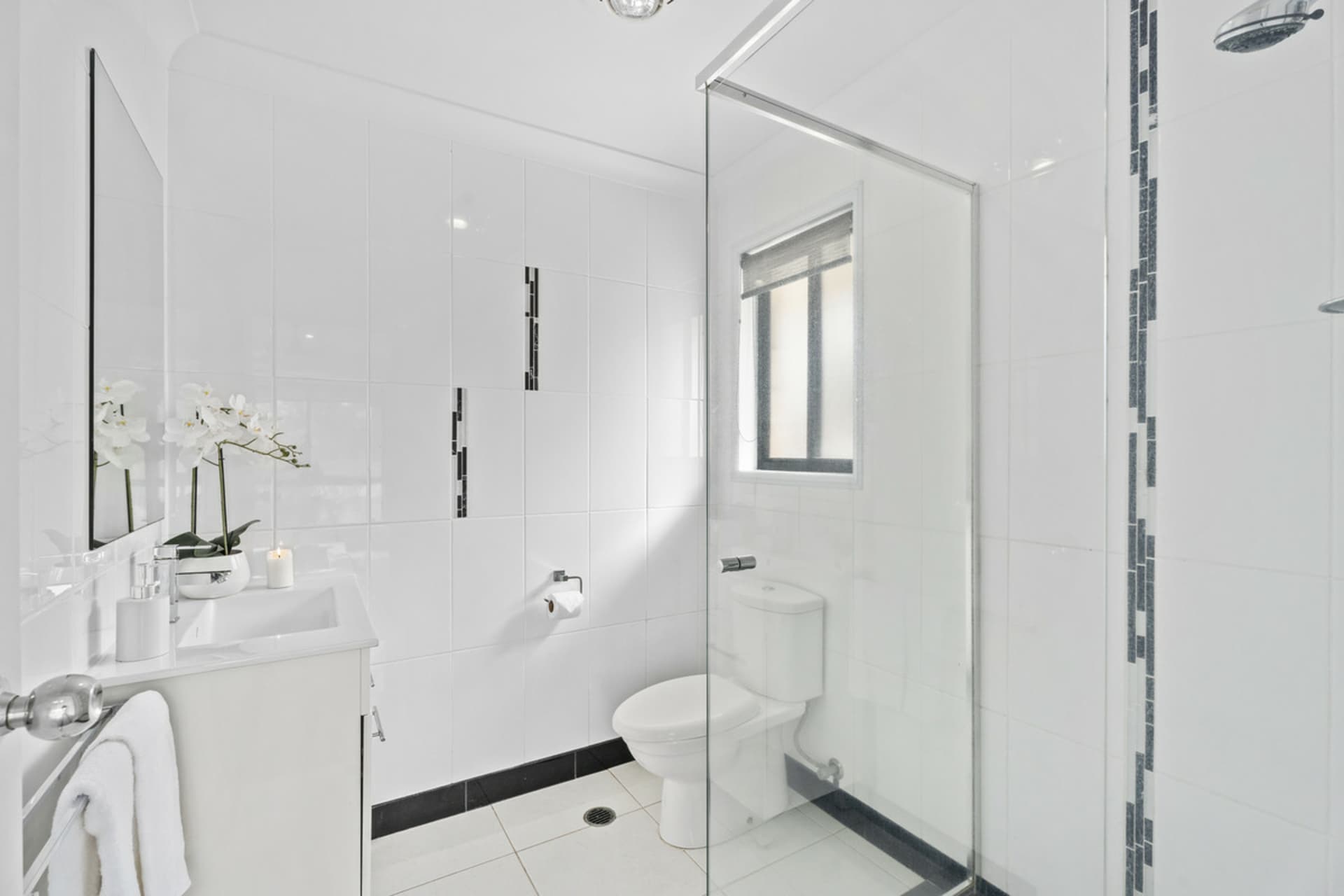 22 Pago Terrace, Pacific Pines, Pacific Pines - Thumbnail 6