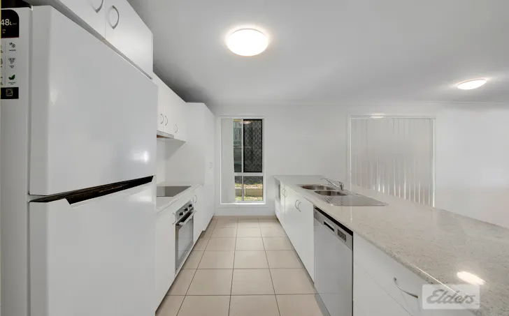 8 Namadgi Terrace, New Auckland, QLD, 4680, New Auckland - Thumbnail 3