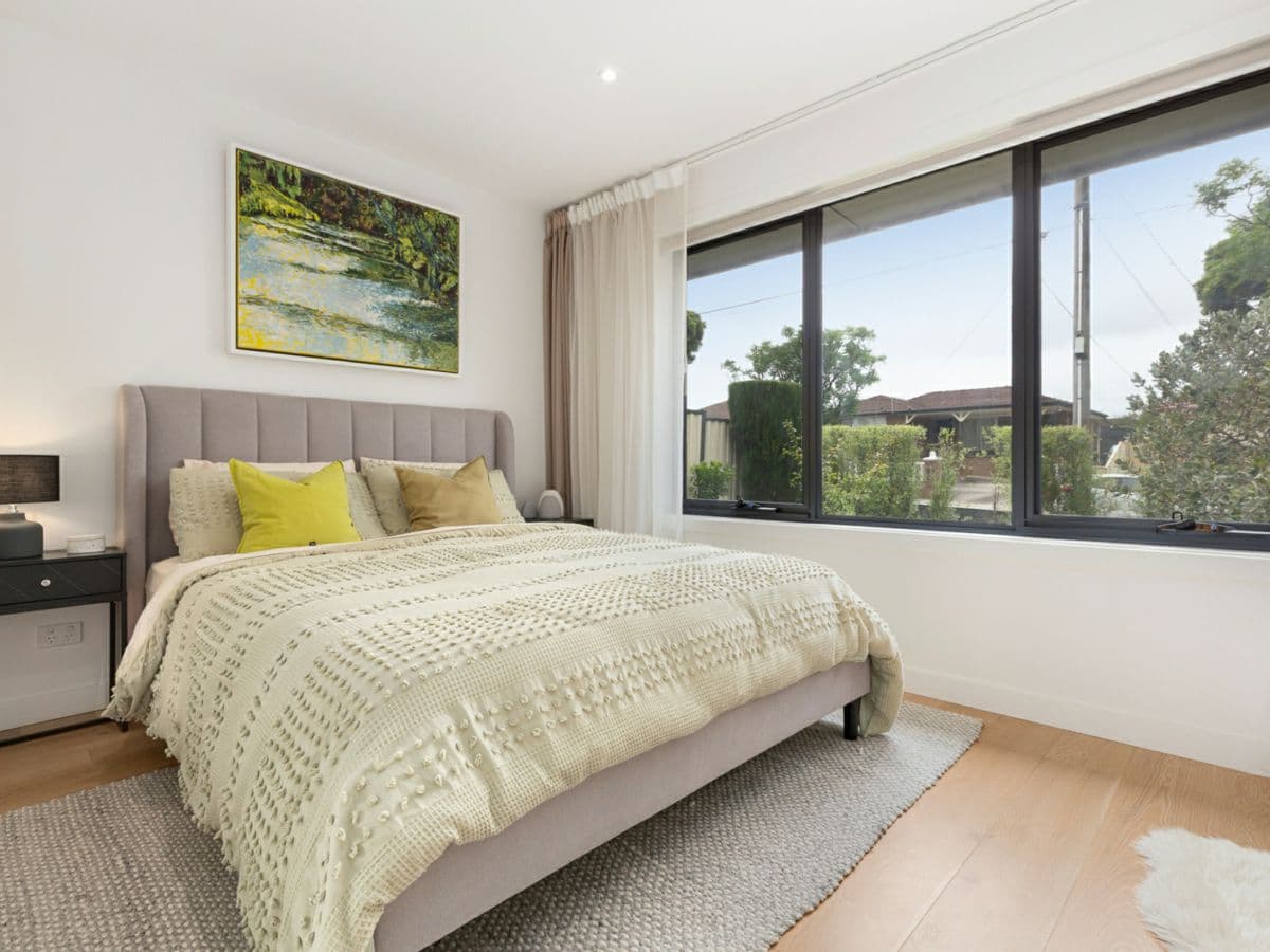 17 Monash Crescent, CLAYTON SOUTH, Clayton South - Thumbnail 7