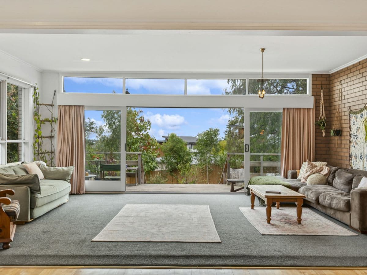 88 North Valley Road, HIGHTON, Highton - Thumbnail 3