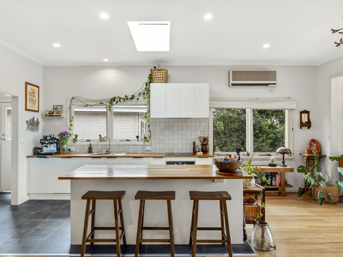 88 North Valley Road, HIGHTON, Highton - Thumbnail 4