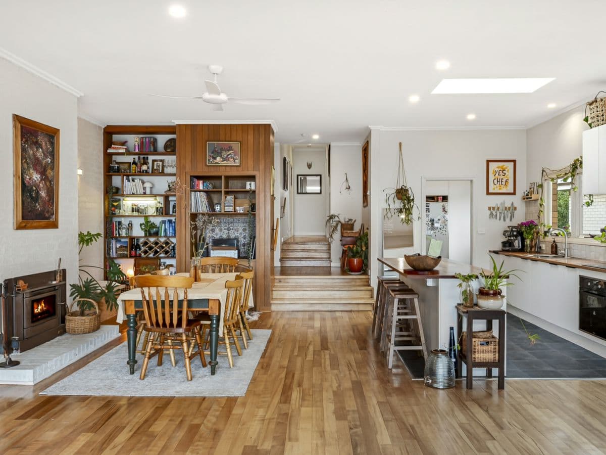 88 North Valley Road, HIGHTON, Highton - Thumbnail 5