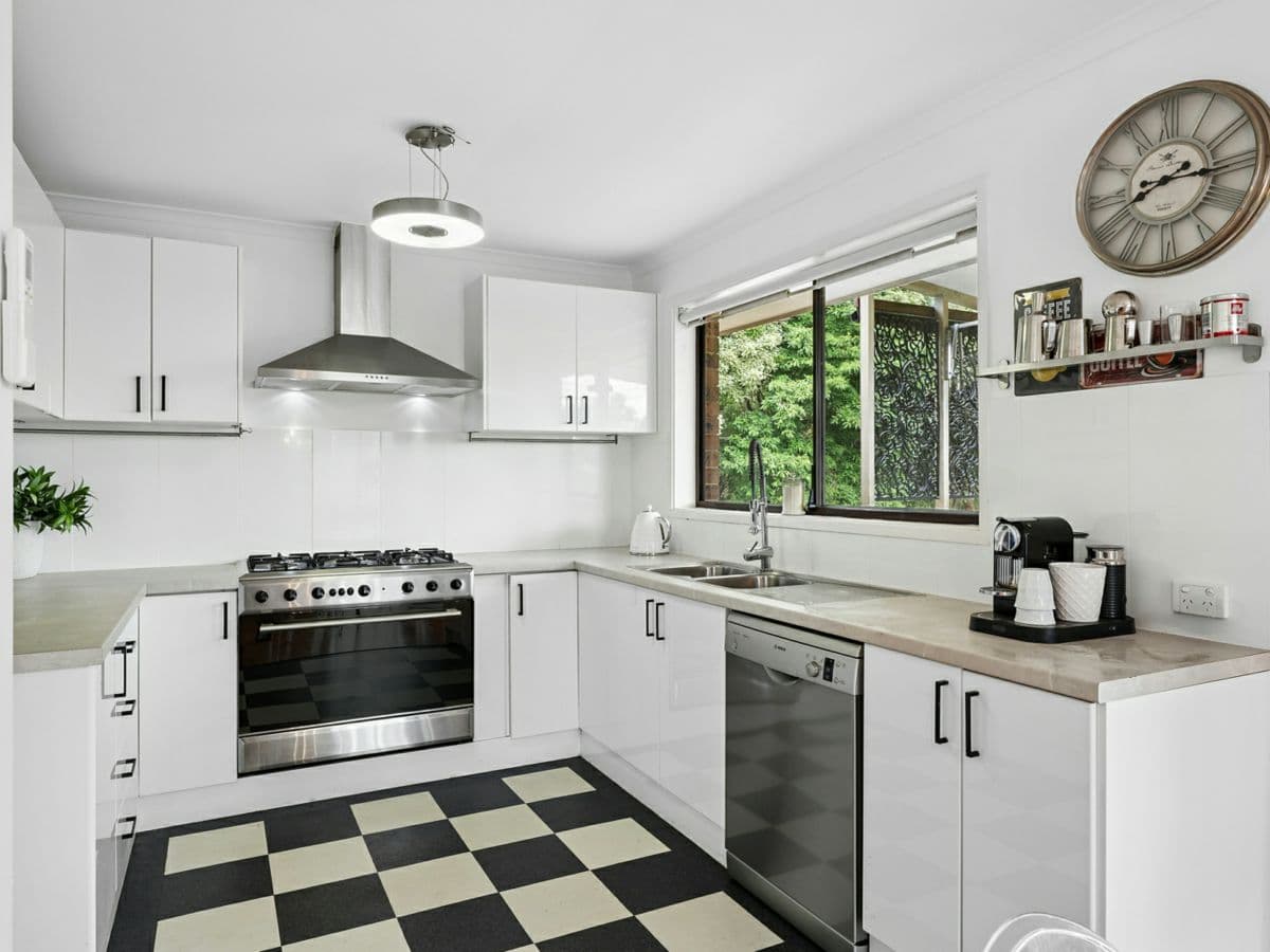 38 Panorama Crescent, WENTWORTH FALLS, Wentworth Falls - Thumbnail 3