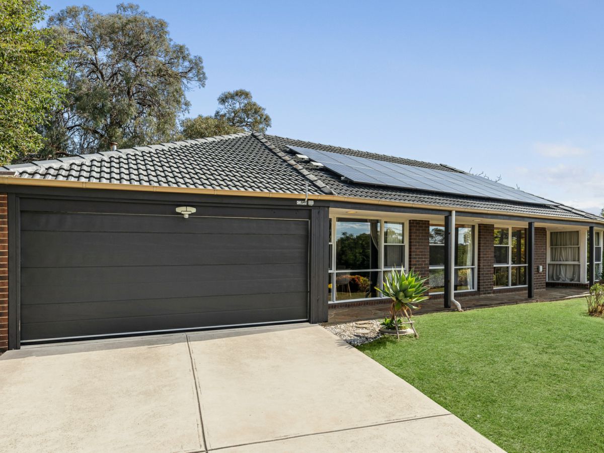 20 Glenwood Drive, CROYDON, Croydon - Image 1