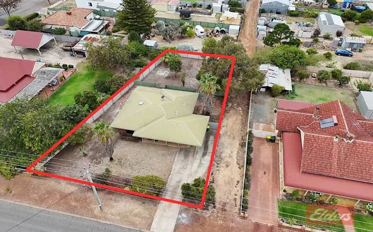 17 Floreat Street, Narrogin, WA, 6312, Narrogin - Thumbnail 2