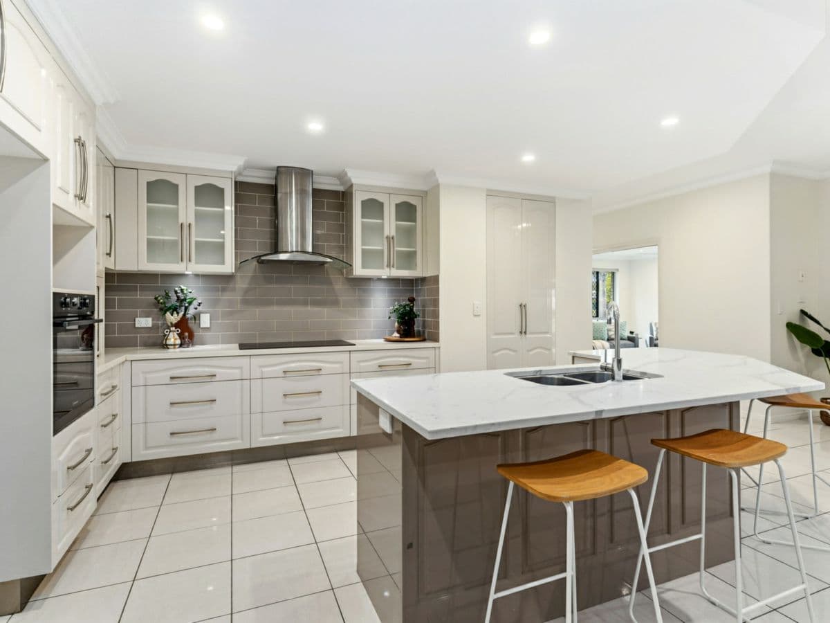 51 River Rose Drive, NORMAN GARDENS, Norman Gardens - Thumbnail 4