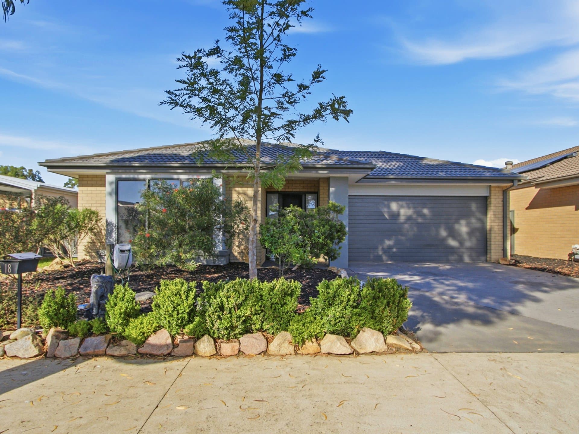 18 Dianella Place, Bairnsdale, Bairnsdale - Image 1