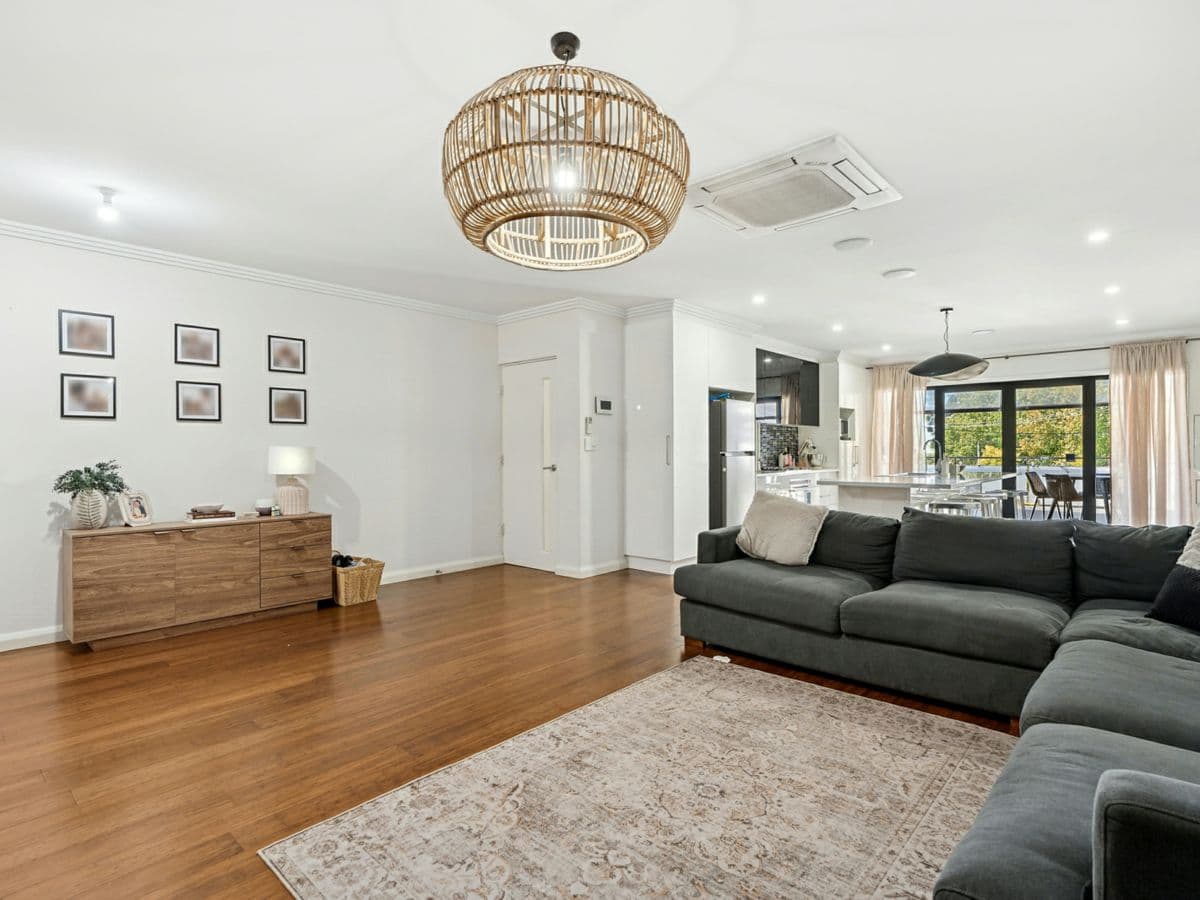 80 Pine Avenue, LEETON, Leeton - Thumbnail 5