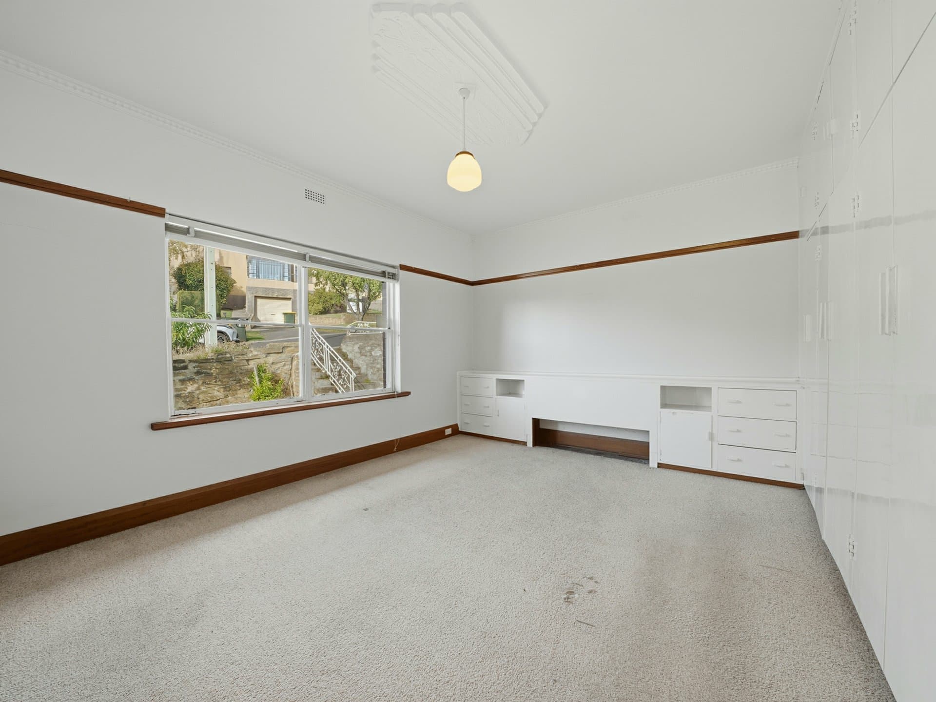 7 Lyndhurst Avenue, North Hobart, Mount Stuart - Thumbnail 7