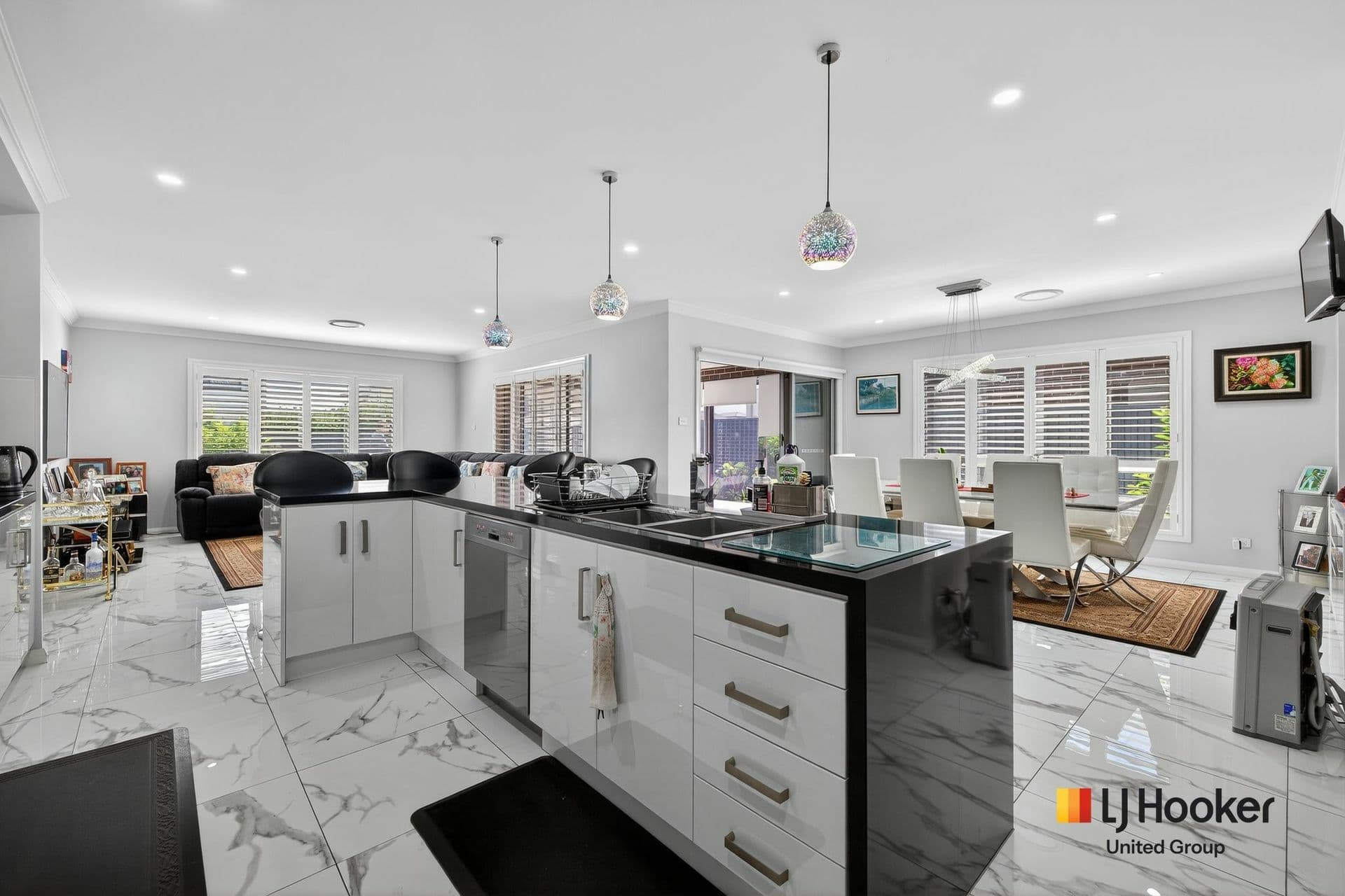 3 Salmon Street, Oran Park, Oran Park - Thumbnail 3