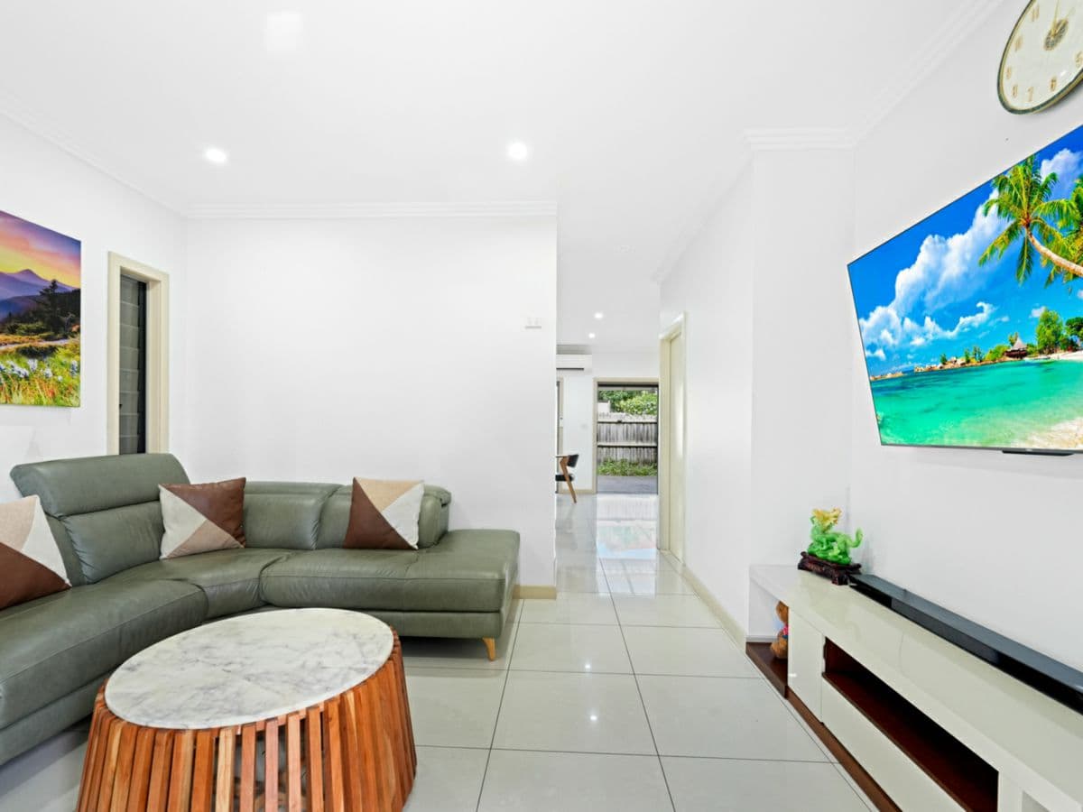 57 Hamilton Road, FAIRFIELD, Fairfield - Thumbnail 2