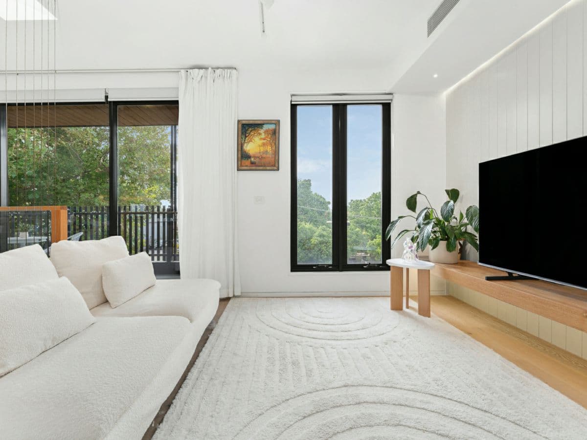 1A Clarendon Street, COBURG, Coburg - Thumbnail 4