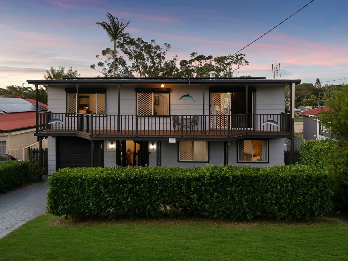 8 Campbell Parade, MANNERING PARK, Mannering Park - Thumbnail 3