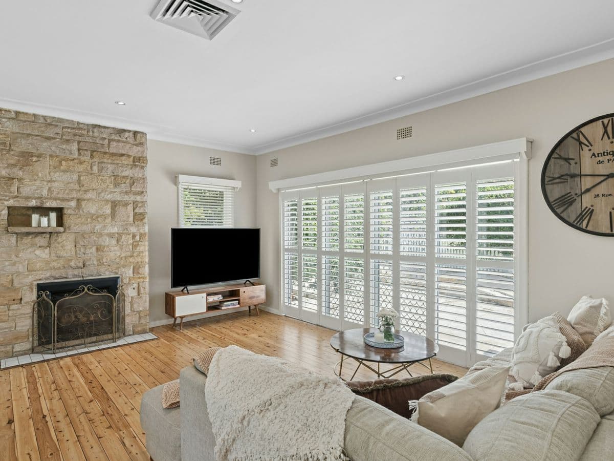 7 Hawkesbury Road, SPRINGWOOD, Springwood - Thumbnail 3