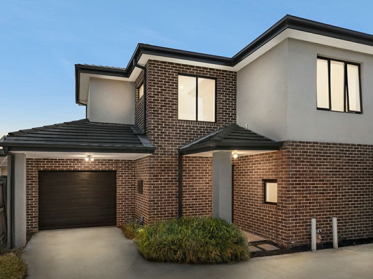 3/35 Prince Charles Street, CLAYTON, Clayton - Image 1