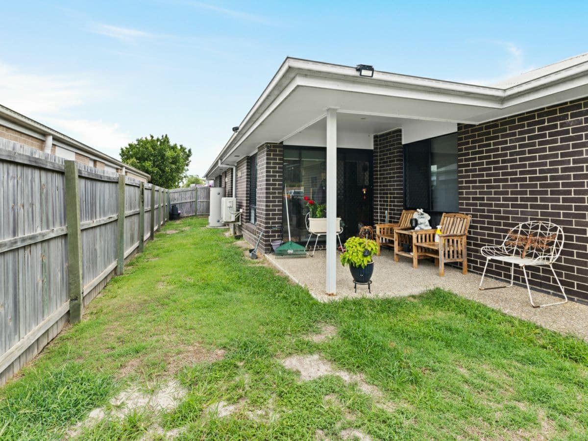 1&2/42 Ryrie Court, PARK RIDGE, Park Ridge - Thumbnail 8