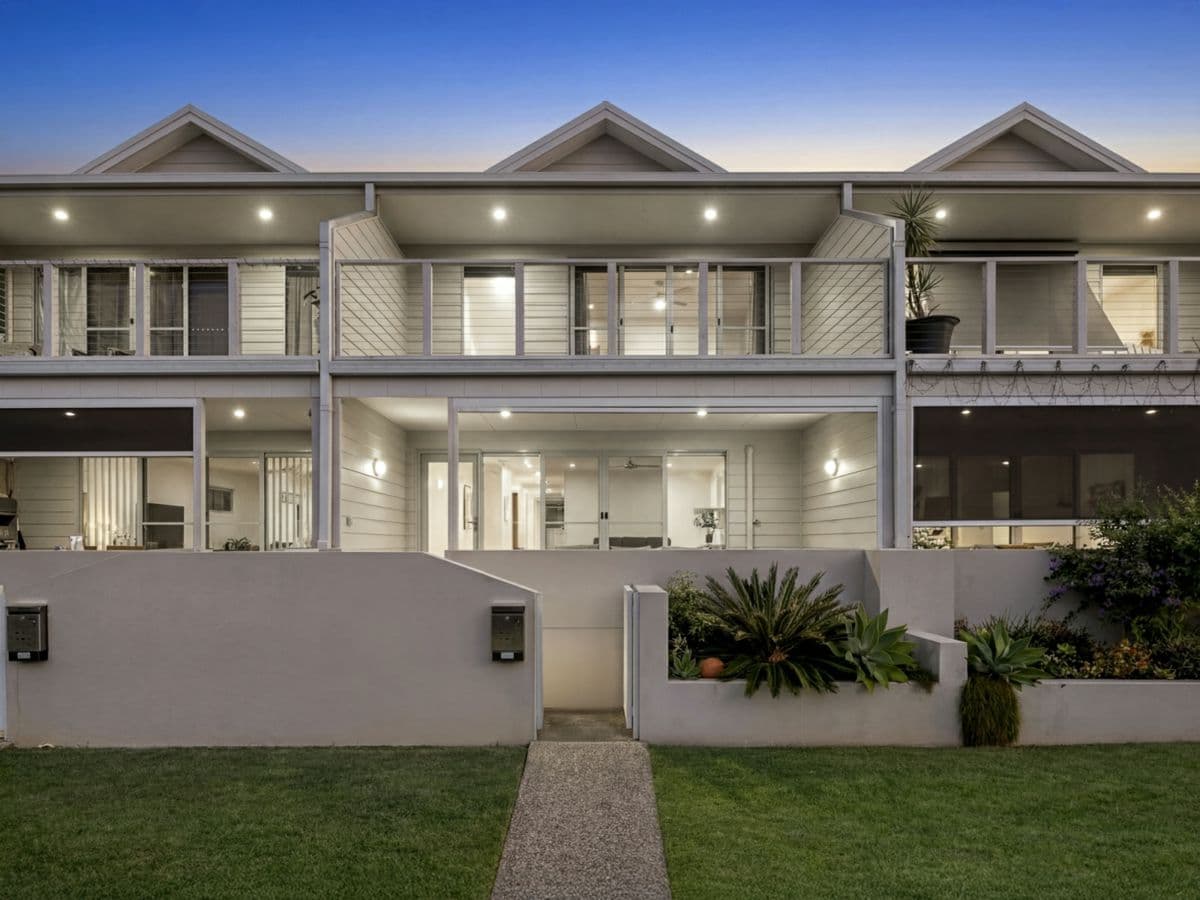 6/7 Fawcett Street, WOOLGOOLGA, Woolgoolga - Thumbnail 2