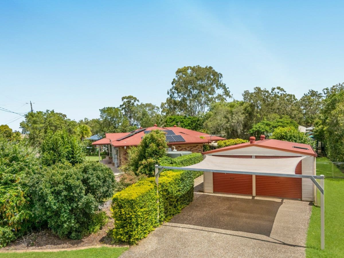 54 Flame Tree Court, WALLOON, Walloon - Thumbnail 3