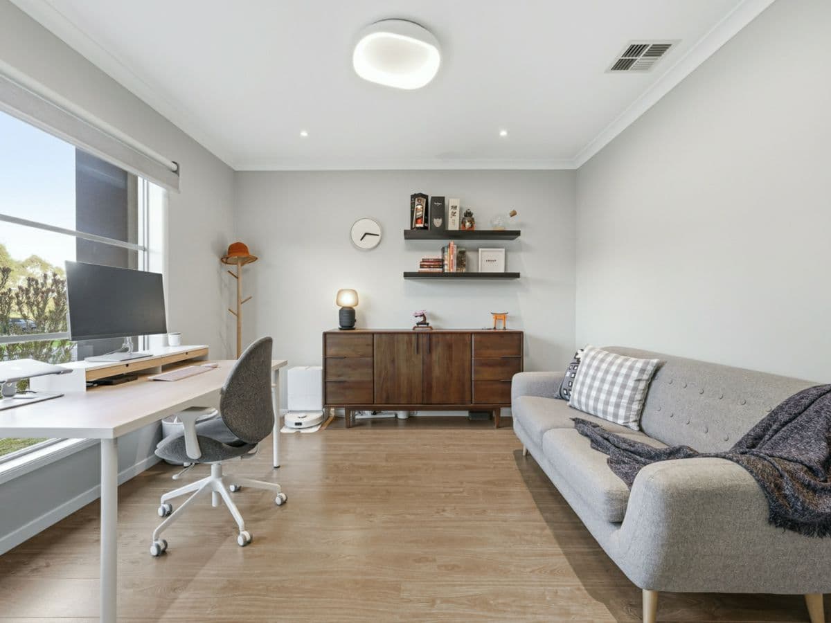 28 Havenstone Drive, KEYSBOROUGH, Keysborough - Thumbnail 5