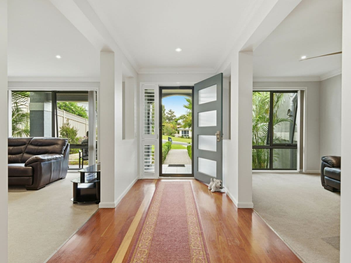 5 Luks Way, BATEHAVEN, Batehaven - Thumbnail 4