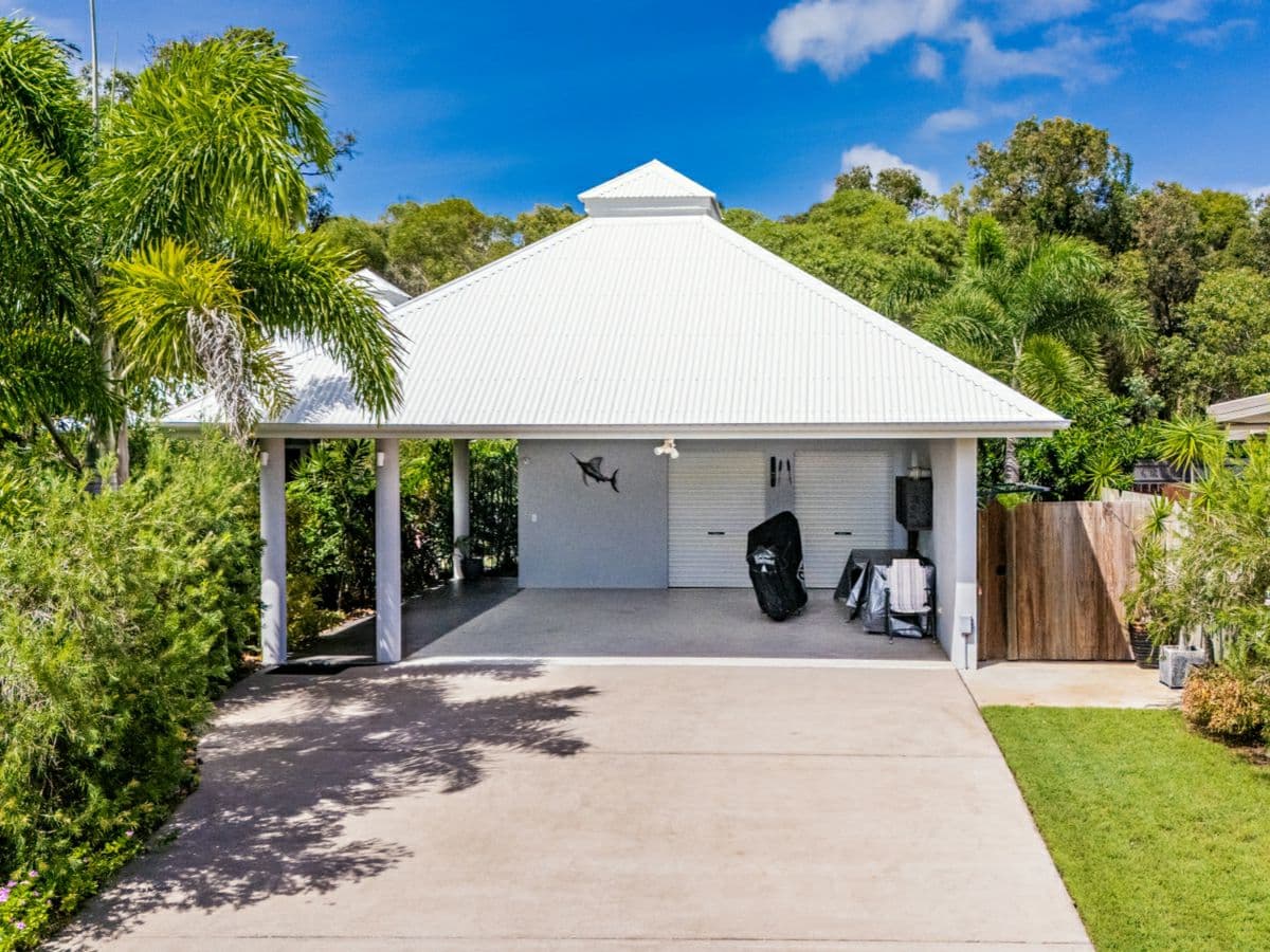 12 Sunset Drive, AGNES WATER, Agnes Water - Thumbnail 2