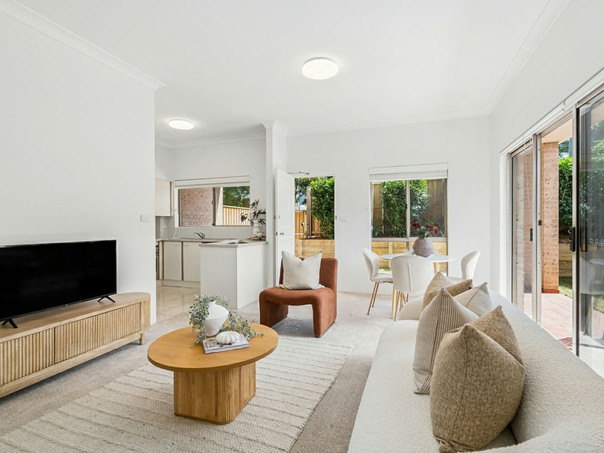 1/17 Pine Avenue, BROOKVALE, Brookvale - Thumbnail 2