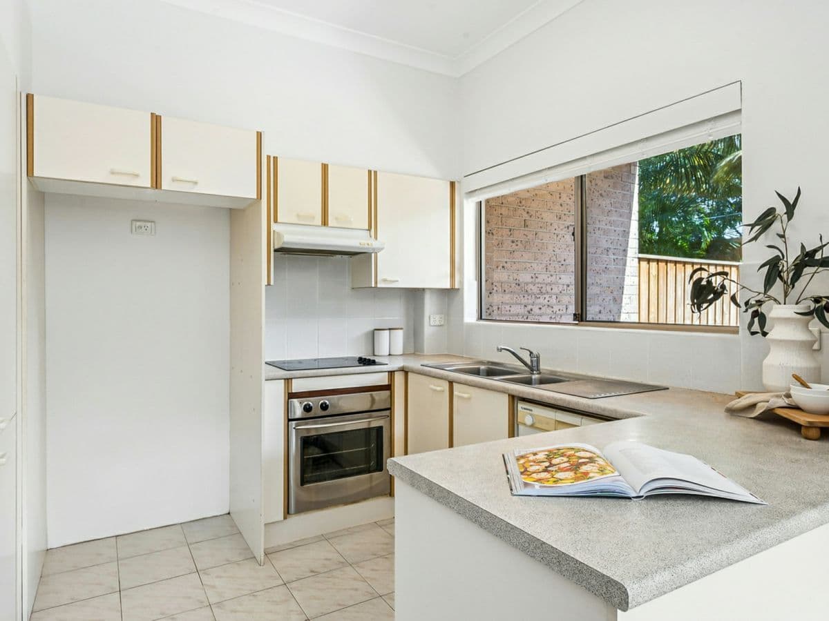 1/17 Pine Avenue, BROOKVALE, Brookvale - Thumbnail 4